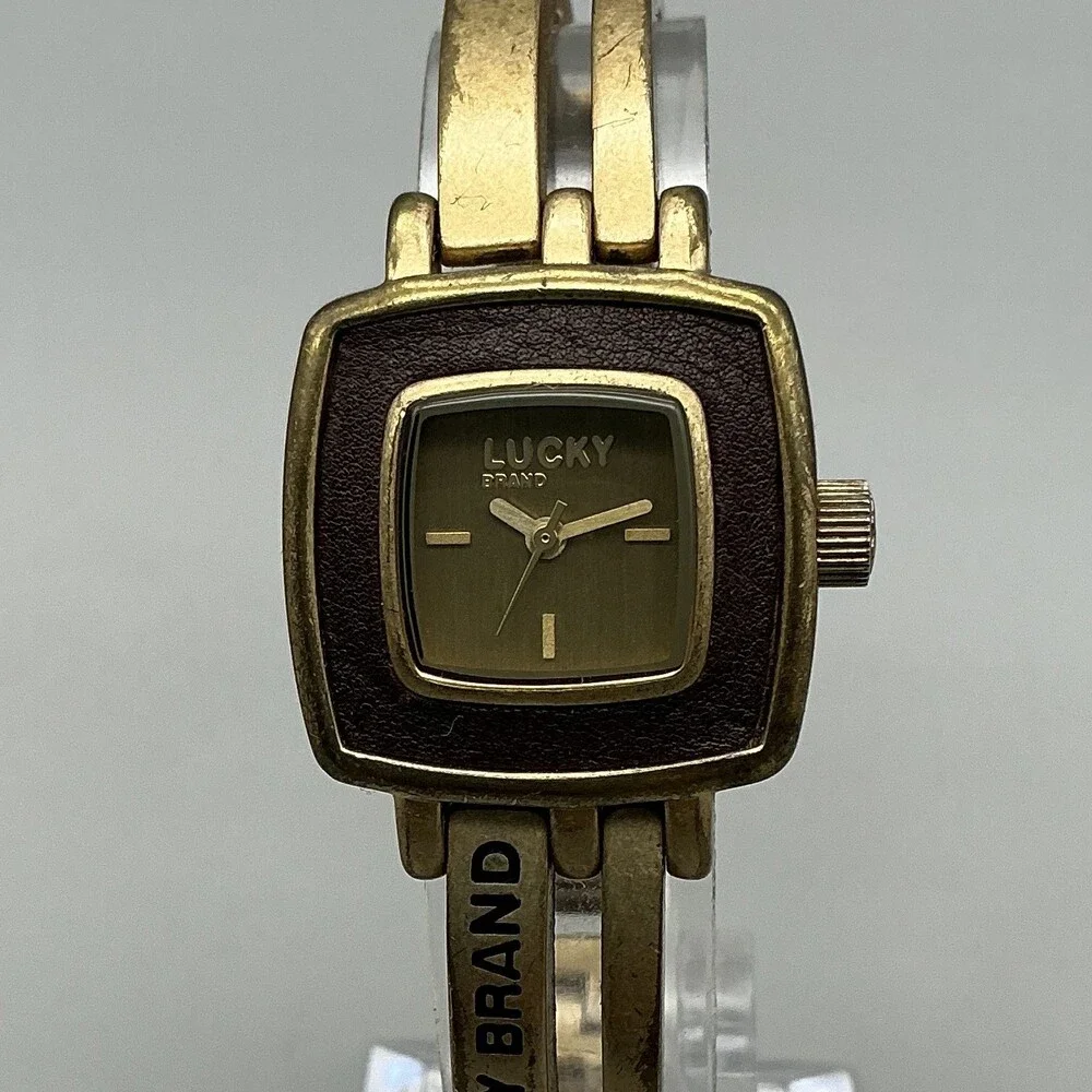 Lucky Brand Womens Watch 25mm Gold Tone Bangle Y121E Square New Battery 7
